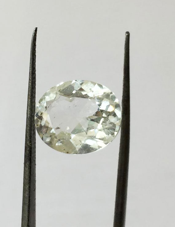 5.45 Ratti (4.90 ct) Natural Certified White Topaz